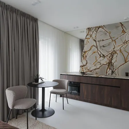 Piotrkowska 44 White Stone Luxury By Lookap