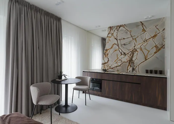 Piotrkowska 44 White Stone Luxury By Lookap